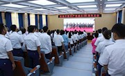 学校组织全体师生集中收看庆祝中国共产党成立100周年大会